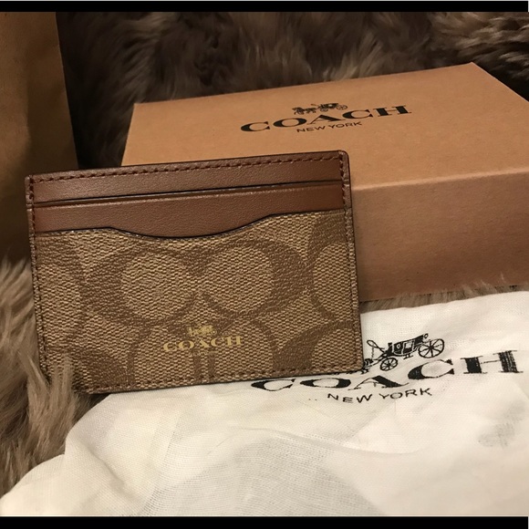 Coach Card Wallet - Picture 2 of 4